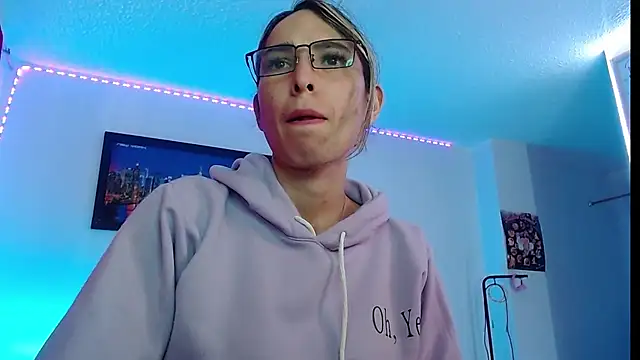 Niky 777 online show from September 2025 08:31:02 PM