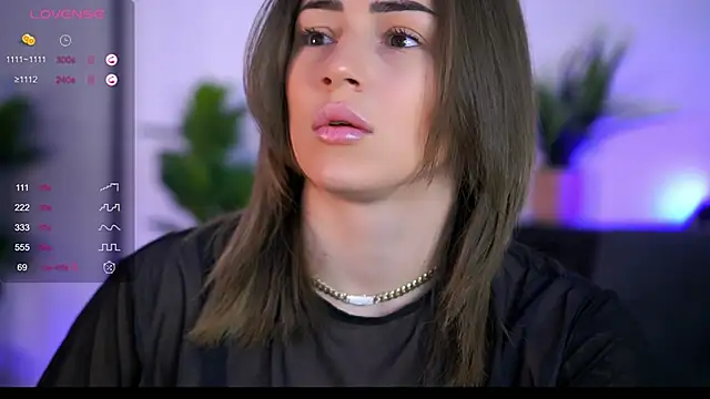 AishaCarter online show from October 2025 05:57:02 PM