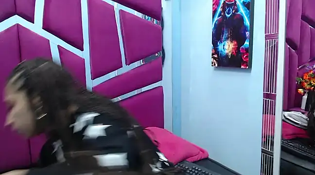 TeennNaugthy18 online show from December 2024 03:00:02 AM