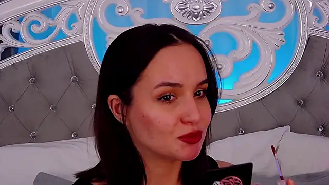 Snapshot of MeIisaLove chatting on May 2026 04:13:02 PM MeIisaLove online show from May 2026 04:13:02 PM