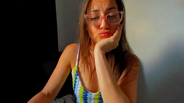 Snapshot of squirttati33 chatting on January 2025 10:09:01 PM squirttati33 online show from January 2025 10:09:01 PM