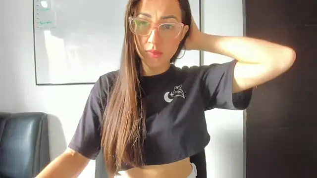 Snapshot of squirttati33 chatting on October 2025 01:11:01 PM squirttati33 online show from October 2025 01:11:01 PM