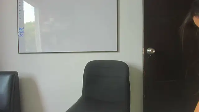 Snapshot of squirttati33 chatting on October 2025 04:44:02 PM squirttati33 online show from October 2025 04:44:02 PM