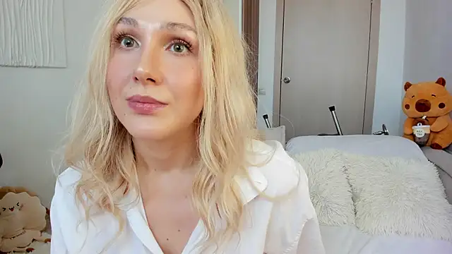 CarolMay online show from July 2026 07:32:02 AM