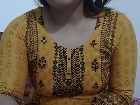 shekira99 online show from November 2025 07:07:02 PM