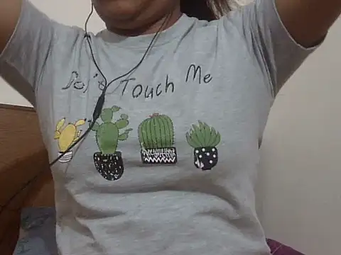 shekira99 online show from February 2026 02:26:02 PM