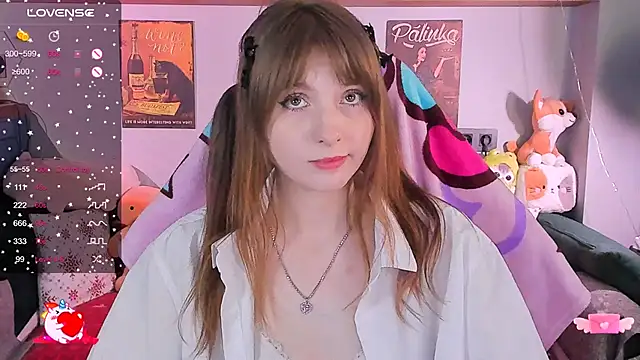 Snapshot of AliceLanley chatting on December 2024 11:29:01 AM AliceLanley online show from December 2024 11:29:01 AM