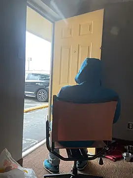 Stressreliever82 online show from April 2026 05:34:01 PM