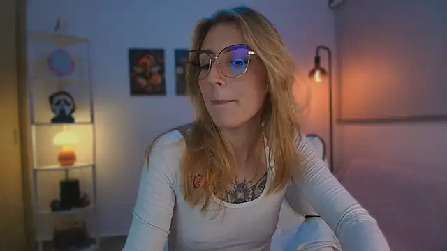 Snapshot of Dakotaa_ chatting on October 2025 04:51:02 AM Dakotaa  online show from October 2025 04:51:02 AM