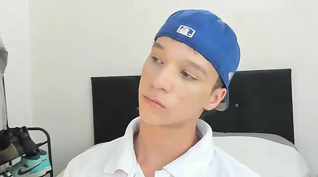 angelcortes online show from January 2025 10:46:02 PM