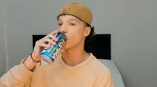 angelcortes online show from March 2025 06:54:02 PM