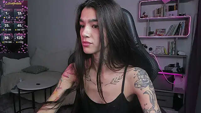 Snapshot of vinkitinkii chatting on February 2025 06:32:02 AM vinkitinkii online show from February 2025 06:32:02 AM