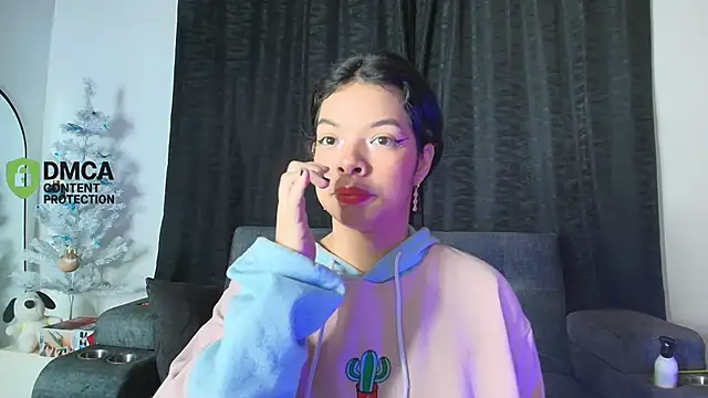 yungelitamor  online show from December 2025 05:12:02 AM