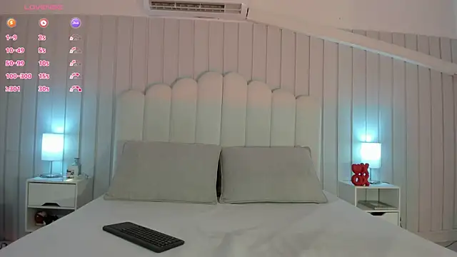 Snapshot of violett_sex_ chatting on July 2026 02:40:02 PM violett sex online show from July 2026 02:40:02 PM