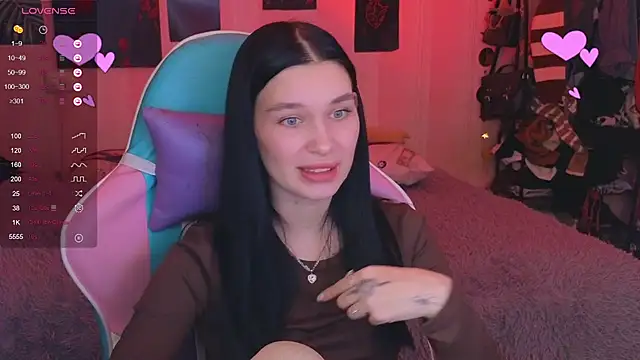 Amanda Tender online show from January 2025 09:54:01 PM