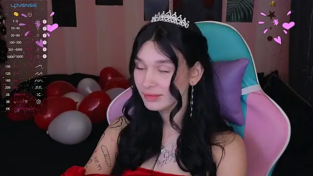 Amanda Tender online show from January 2025 09:54:01 PM