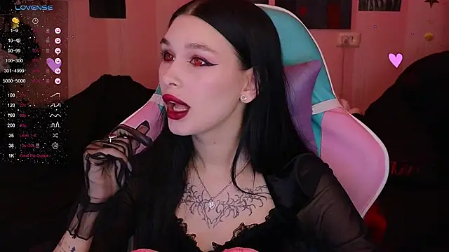 Amanda Tender online show from February 2025 10:25:02 PM