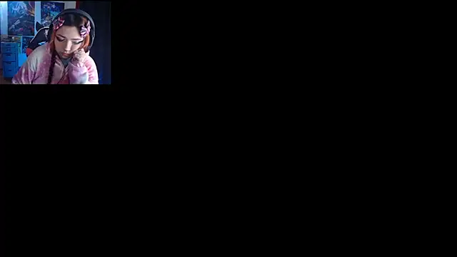Snapshot of linda_mort chatting on April 2026 11:24:01 PM linda mort online show from April 2026 11:24:01 PM
