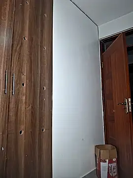 hornycreamybabe online show from November 2025 01:35:02 PM