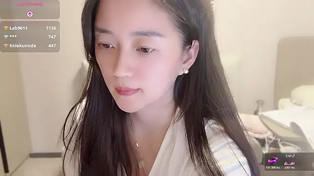 Snapshot of A-xena chatting on October 2025 03:18:02 PM A-xena online show from October 2025 03:18:02 PM