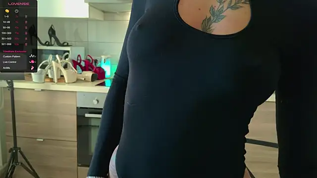 MissLovex online show from September 2025 03:32:02 AM