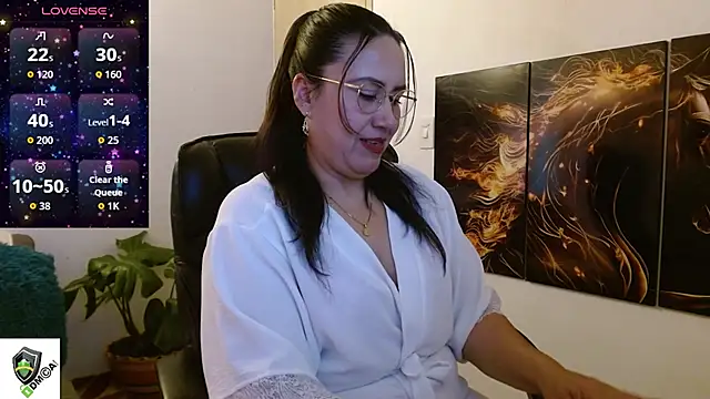 amalia brunette online show from September 2025 07:57:01 PM