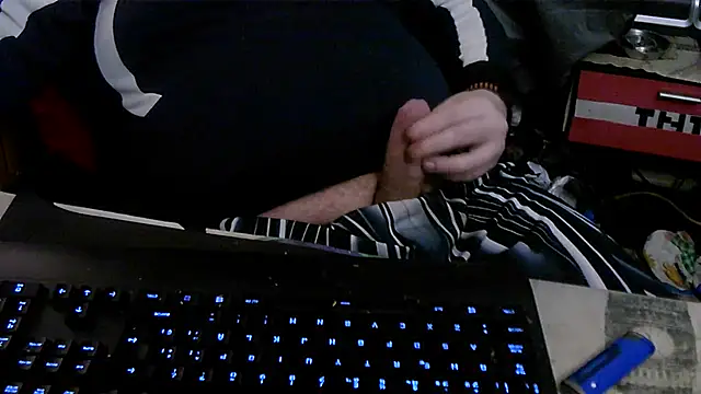 porkorossy online show from April 2026 01:30:01 PM