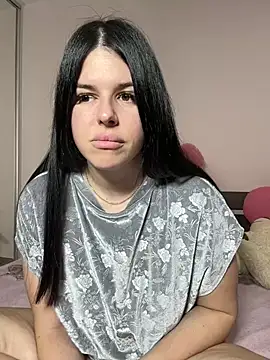 Annatrybebetter online show from March 2025 09:48:02 PM