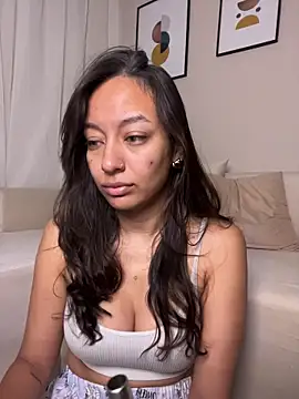 DianaHopson online show from March 2026 12:08:01 PM