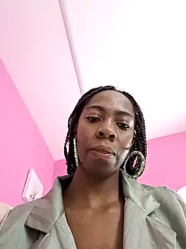 Shanelle   online show from November 2025 01:33:02 PM