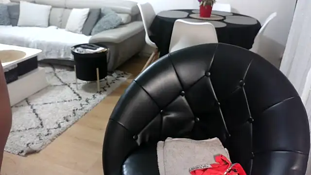 sarametisse26 online show from January 2025 07:11:02 AM