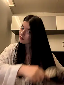 Angela Fosterr online show from September 2025 05:18:02 PM