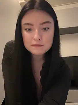 Angela Fosterr online show from October 2025 04:20:02 PM