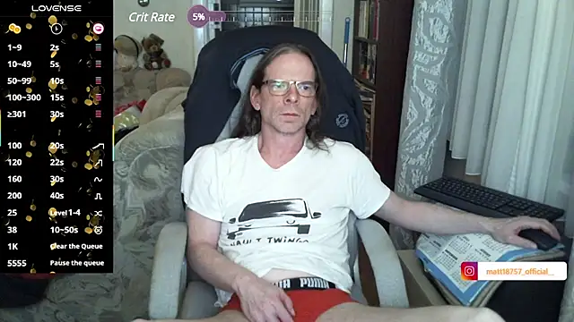 Snapshot of living_manors_2 chatting on January 2025 01:04:01 AM living manors 2 online show from January 2025 01:04:01 AM