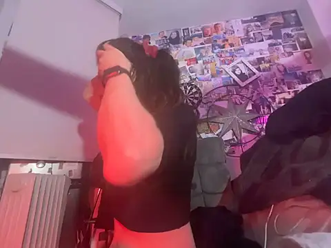 Snapshot of DownstairsSky chatting on February 2026 02:26:01 AM DownstairsSky online show from February 2026 02:26:01 AM