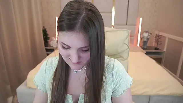 EmmyCharmm online show from January 2025 09:40:02 AM