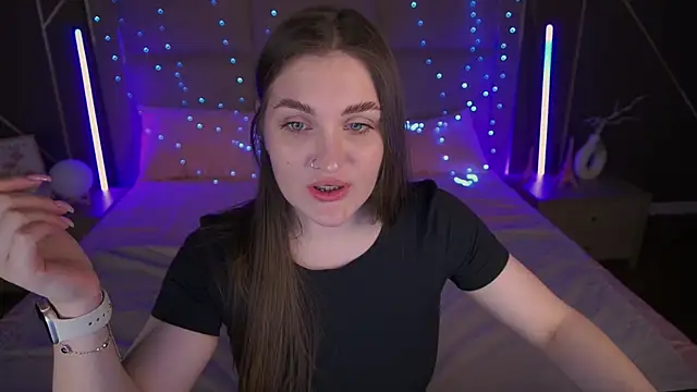 EmmyCharmm online show from March 2026 05:52:02 AM