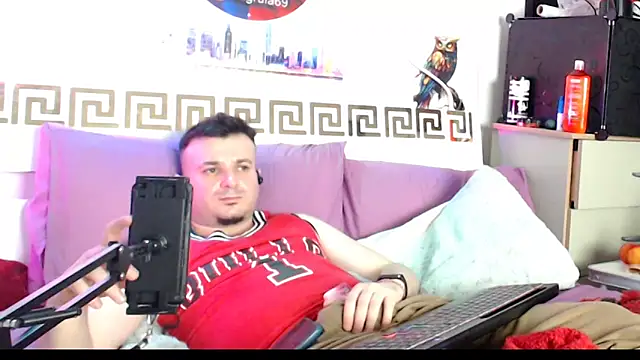 Snapshot of erotico69xxx chatting on April 2026 01:05:01 AM erotico69xxx online show from April 2026 01:05:01 AM