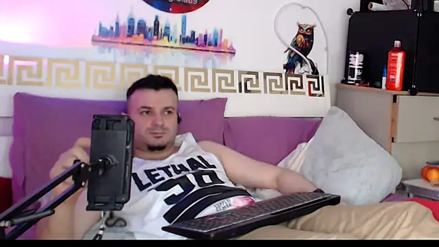 Snapshot of erotico69xxx chatting on April 2026 01:14:02 PM erotico69xxx online show from April 2026 01:14:02 PM