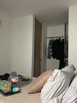 Snapshot of Ameellie chatting on March 2025 05:13:02 PM Ameellie online show from March 2025 05:13:02 PM