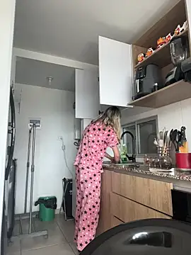 Snapshot of Ameellie chatting on October 2025 04:16:01 PM Ameellie online show from October 2025 04:16:01 PM