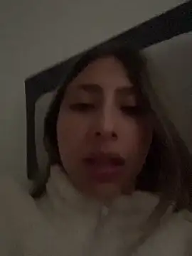 Snapshot of Ameellie chatting on December 2025 08:36:02 PM Ameellie online show from December 2025 08:36:02 PM