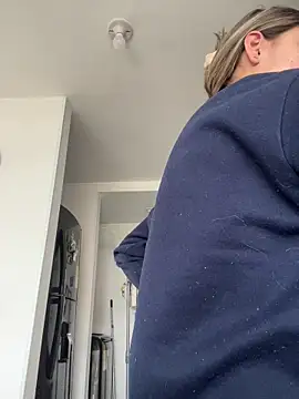 Ameellie online show from March 2026 03:37:02 PM