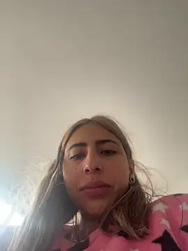 Snapshot of Ameellie chatting on July 2026 02:23:01 PM Ameellie online show from July 2026 02:23:01 PM
