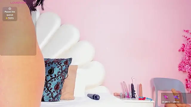 Letizia West  online show from February 2025 08:26:02 AM