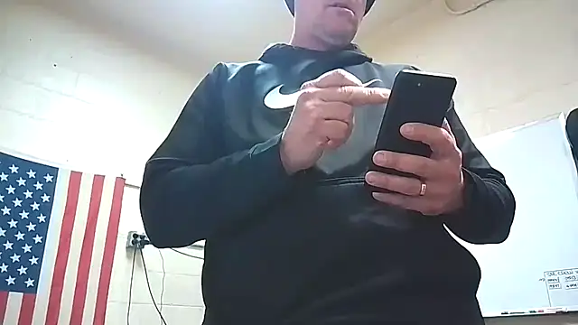 Snapshot of Cockrub1 chatting on January 2025 12:57:02 PM Cockrub1 online show from January 2025 12:57:02 PM