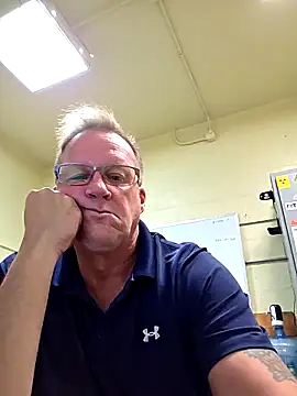 Snapshot of Cockrub1 chatting on September 2025 11:33:01 AM Cockrub1 online show from September 2025 11:33:01 AM