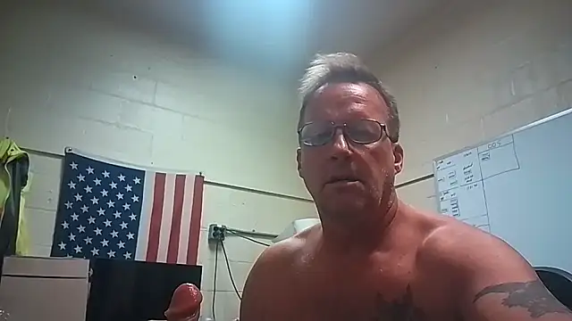 Snapshot of Cockrub1 chatting on September 2025 07:38:01 PM Cockrub1 online show from September 2025 07:38:01 PM