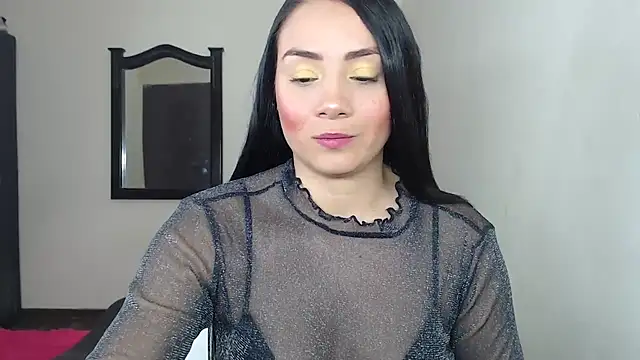 Snapshot of celeste_2023 chatting on December 2024 05:59:01 AM celeste 2023 online show from December 2024 05:59:01 AM