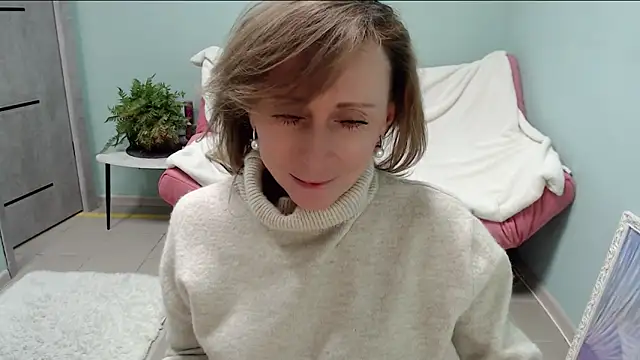 HornyMilf 777 online show from March 2025 12:01:02 PM